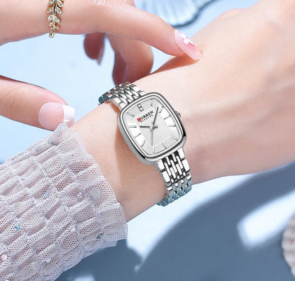 La montre Femme Délicatesse luxury watch