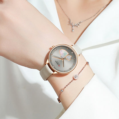 La montre Femme Curren Un Coeur en Or© - Montres Curren Paris©